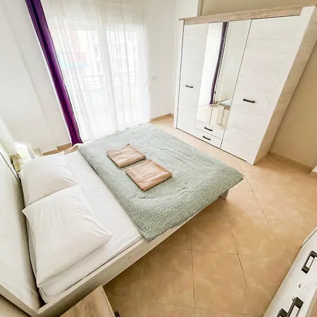 Azure Pearl Haven B83 Apartment *