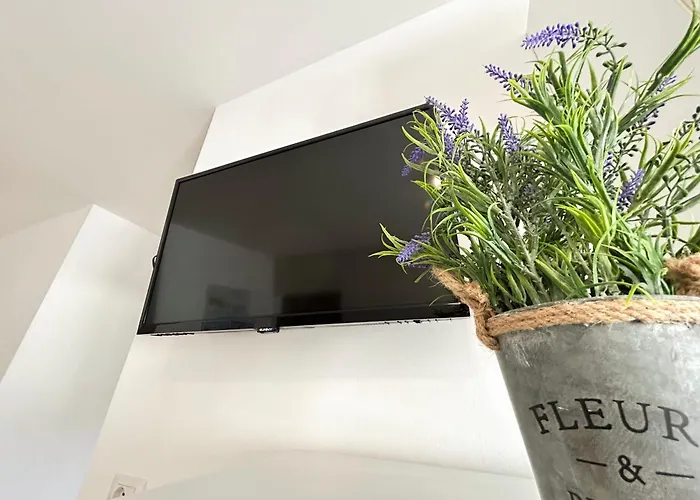 Azure Pearl Haven B83 * Durrës